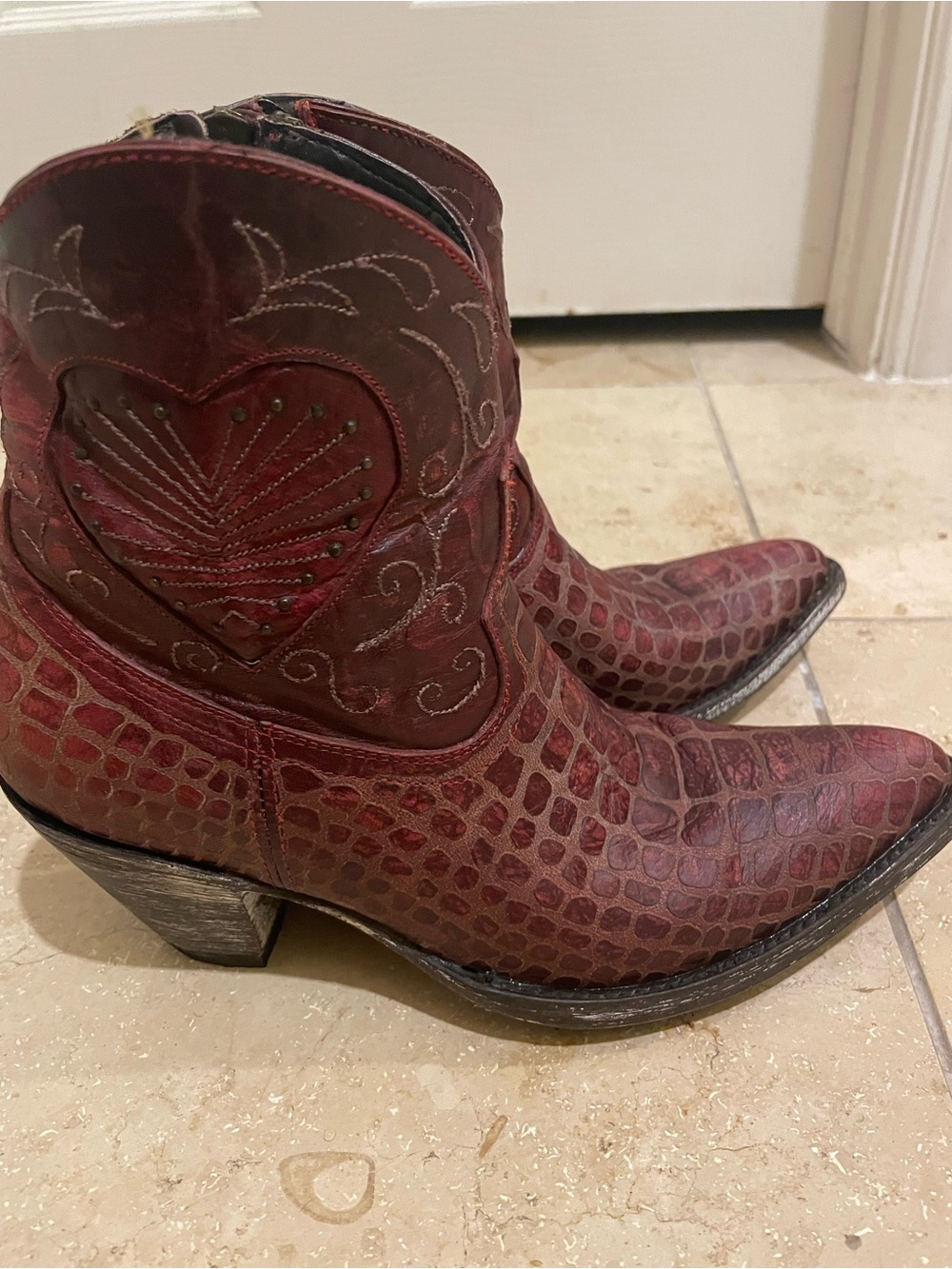 Women’s Old Gringo Burgundy Embossed Western Boots